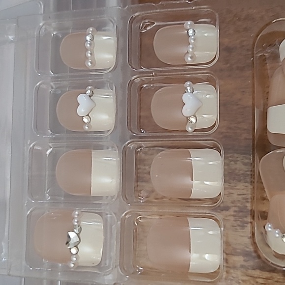 2/$16 3D Rhinestone Heart French Manicure Press On Nails - Picture 11 of 15